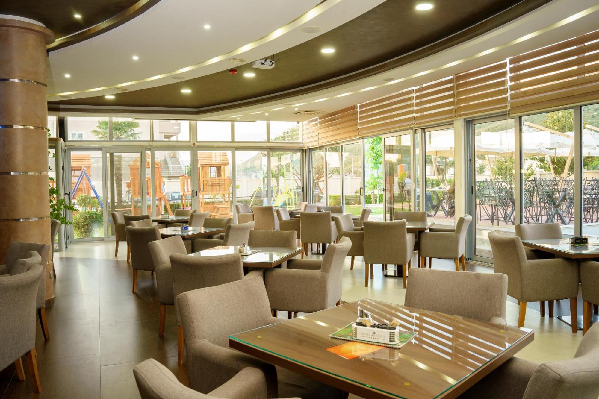 Hotel Oasis Podgorica Exterior photo