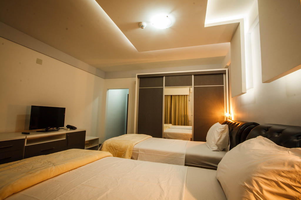 Hotel Oasis Podgorica Room photo